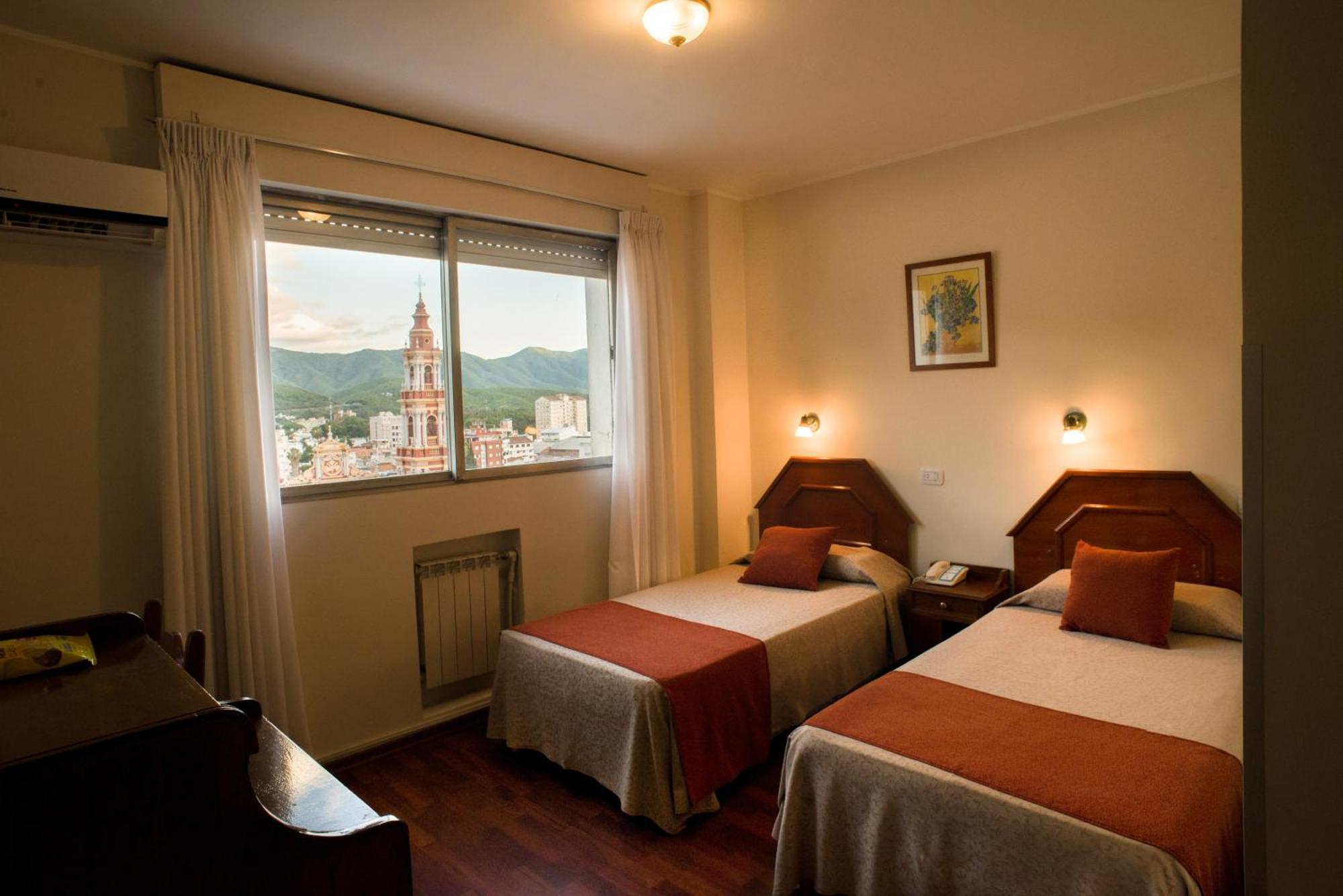 Hotel Victoria Plaza Сальта Екстер'єр фото